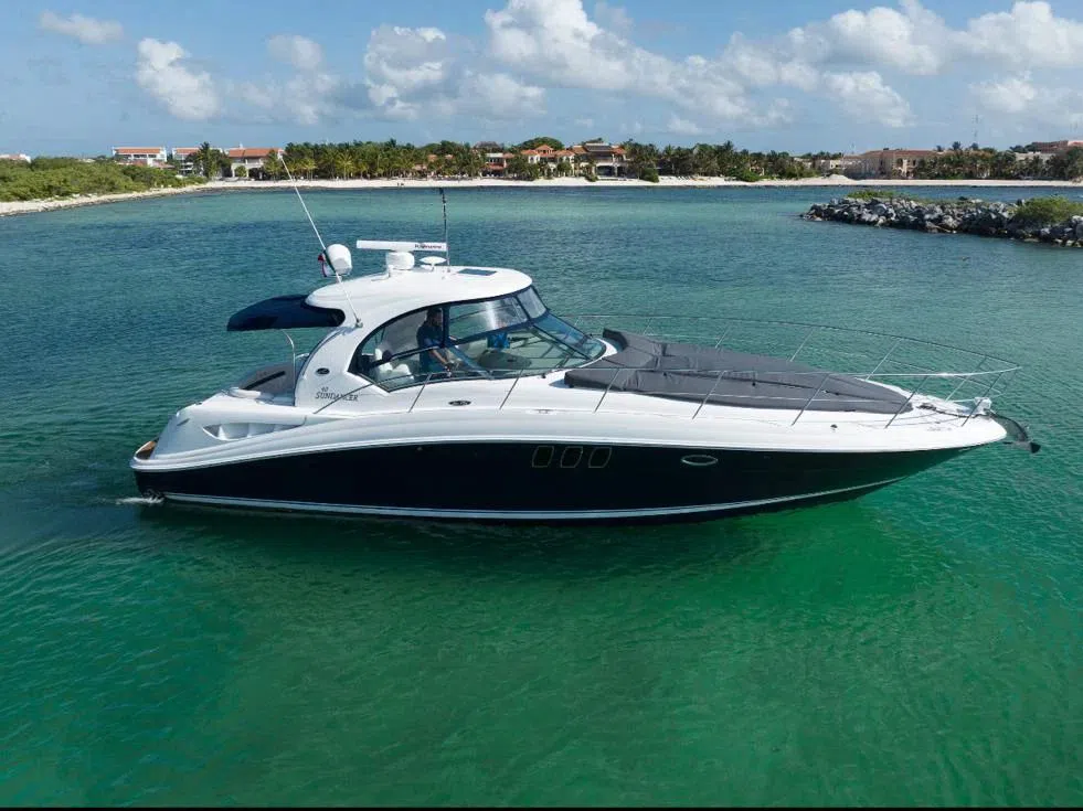 Nauty 360 Private Charters, Cartagena